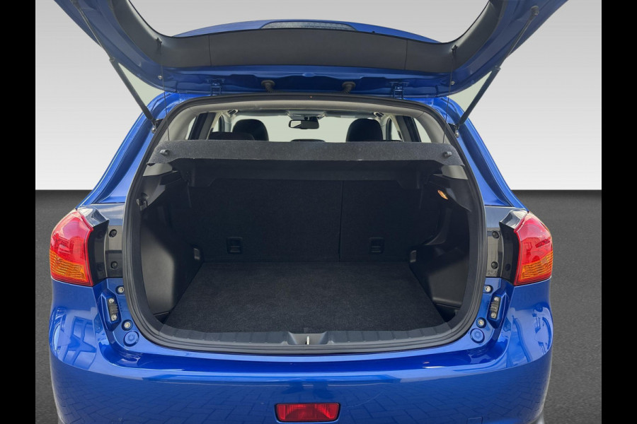 Mitsubishi ASX 1.6 Cleartec Connect Pro Trekhaak | All-Season banden