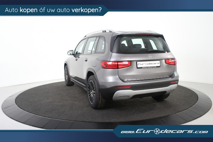 Mercedes-Benz Glb 200 *1ste Eigenaar*Navigatie*Leer*Stoelverwarming*Parkassist*