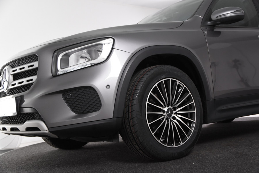 Mercedes-Benz Glb 200 *1ste Eigenaar*Navigatie*Leer*Stoelverwarming*Parkassist*
