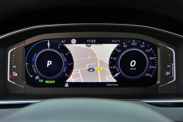 Volkswagen Passat Variant 1.4 TSI PHEV GTE Business | Pano | Massage | ACC | Carplay | Camera |