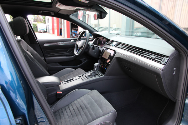 Volkswagen Passat Variant 1.4 TSI PHEV GTE Business | Pano | Massage | ACC | Carplay | Camera |