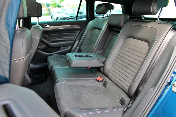 Volkswagen Passat Variant 1.4 TSI PHEV GTE Business | Pano | Massage | ACC | Carplay | Camera |
