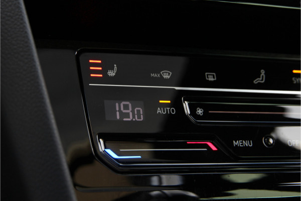 Volkswagen Passat Variant 1.4 TSI PHEV GTE Business | Pano | Massage | ACC | Carplay | Camera |