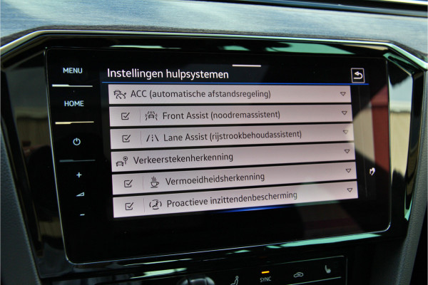 Volkswagen Passat Variant 1.4 TSI PHEV GTE Business | Pano | Massage | ACC | Carplay | Camera |