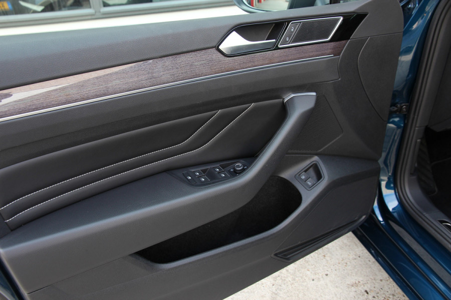 Volkswagen Passat Variant 1.4 TSI PHEV GTE Business | Pano | Massage | ACC | Carplay | Camera |