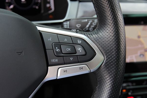 Volkswagen Passat Variant 1.4 TSI PHEV GTE Business | Pano | Massage | ACC | Carplay | Camera |