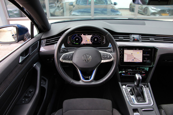 Volkswagen Passat Variant 1.4 TSI PHEV GTE Business | Pano | Massage | ACC | Carplay | Camera |