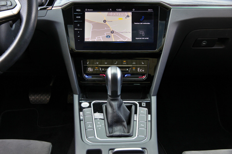 Volkswagen Passat Variant 1.4 TSI PHEV GTE Business | Pano | Massage | ACC | Carplay | Camera |