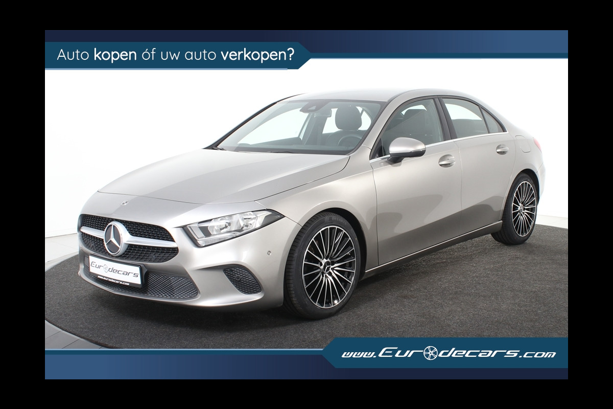 Mercedes-Benz A-Klasse 200 *1ste Eigenaar*Leer*Navigatie* Mercedes-Benz A-Klasse 200 *1ste Eigenaar*Leer*Navigatie*