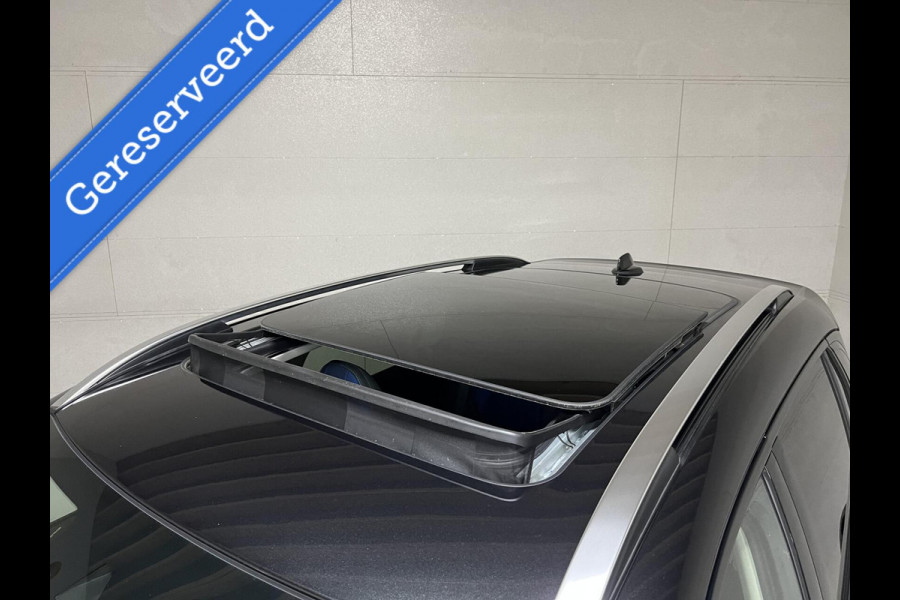 Lynk & Co 01 1.5 Plug-in Black Edition Carplay Sfeerver. 360° NAP