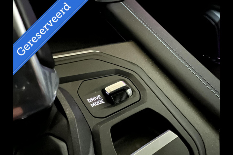 Lynk & Co 01 1.5 Plug-in Black Edition Carplay Sfeerver. 360° NAP