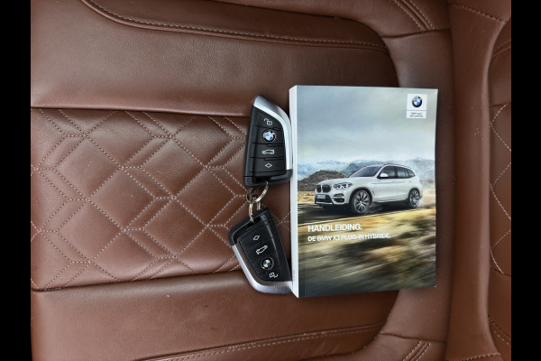 BMW X3 xDrive30e eDrive Edition M-Sportpack (INCL-BTW) *LUXURY-LEATHER | FULL-LED | DIGI-COCKPIT | HIFI-SOUND | CARPLAY | DAB+ | HEATED-SPORTSEATS | AMBIENT-LIGHT | TOWBAR  | PRIVACY-GLASS | CARPLAY | SHIFT-PADDLES |  21''ALU*