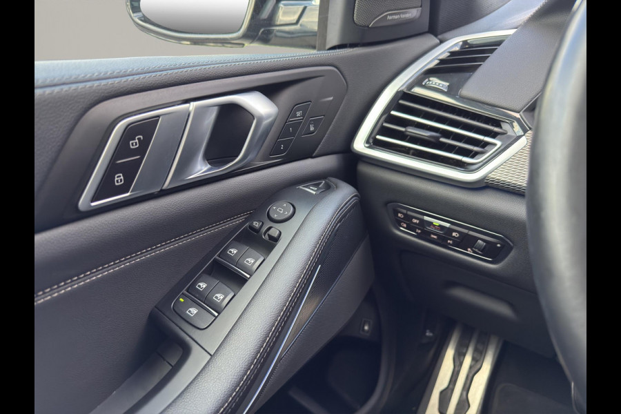 BMW X5 xDrive45e High Executive | M Sport | Laserverlichting | Panoramadak | Leder | Harman Kardon | 395Pk