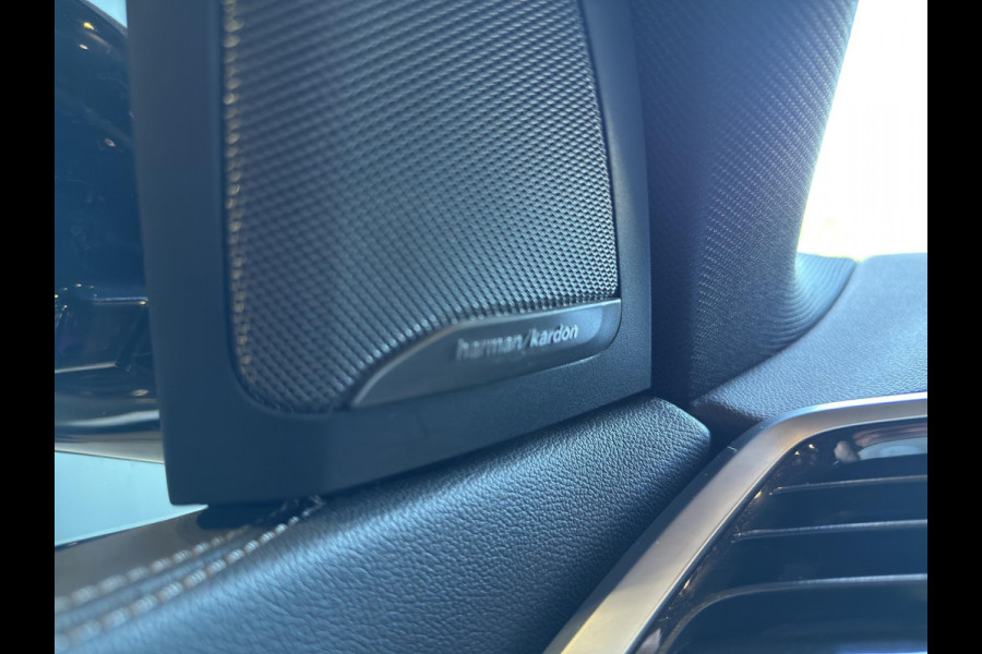 BMW X5 xDrive45e High Executive | M Sport | Laserverlichting | Panoramadak | Leder | Harman Kardon | 395Pk