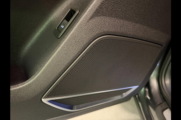 Audi Q3 Sportback 35 TFSI S-LINE BLACK-LINE V-COCKPIT/DAB/CARPLAY/M-STOEL/B&O/NAVI///