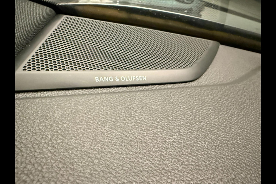 Audi Q3 Sportback 35 TFSI S-LINE BLACK-LINE V-COCKPIT/DAB/CARPLAY/M-STOEL/B&O/NAVI///