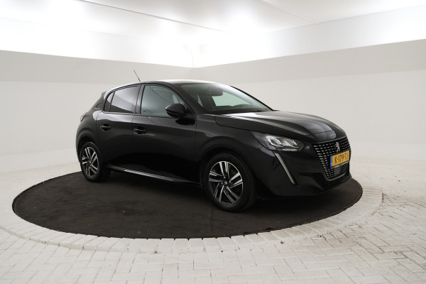Peugeot 208 1.2 PureTech Allure Pack Navigatie, Apple carplay, Climate