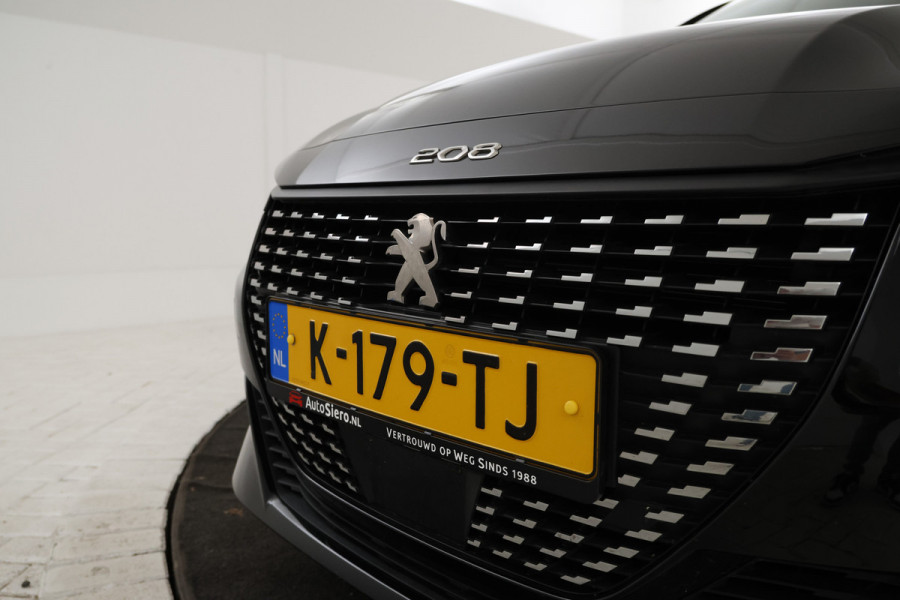 Peugeot 208 1.2 PureTech Allure Pack Navigatie, Apple carplay, Climate