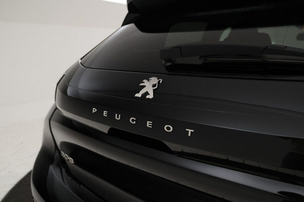 Peugeot 208 1.2 PureTech Allure Pack Navigatie, Apple carplay, Climate