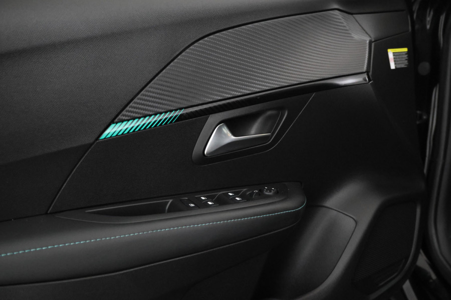 Peugeot 208 1.2 PureTech Allure Pack Navigatie, Apple carplay, Climate
