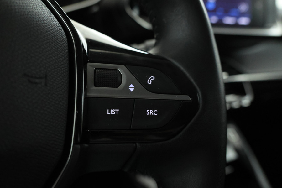 Peugeot 208 1.2 PureTech Allure Pack Navigatie, Apple carplay, Climate