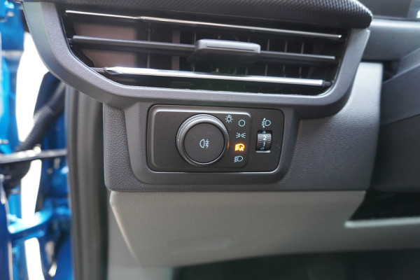 Ford Transit Custom 320L 2.0 TDCI 170PK L2H1 Limited DubbelCabine Automaat Schuifdeur L/R Nr. V072 | Trekhaak | Airco | Adap.Cruise | Navi | 360 Camera DEMO