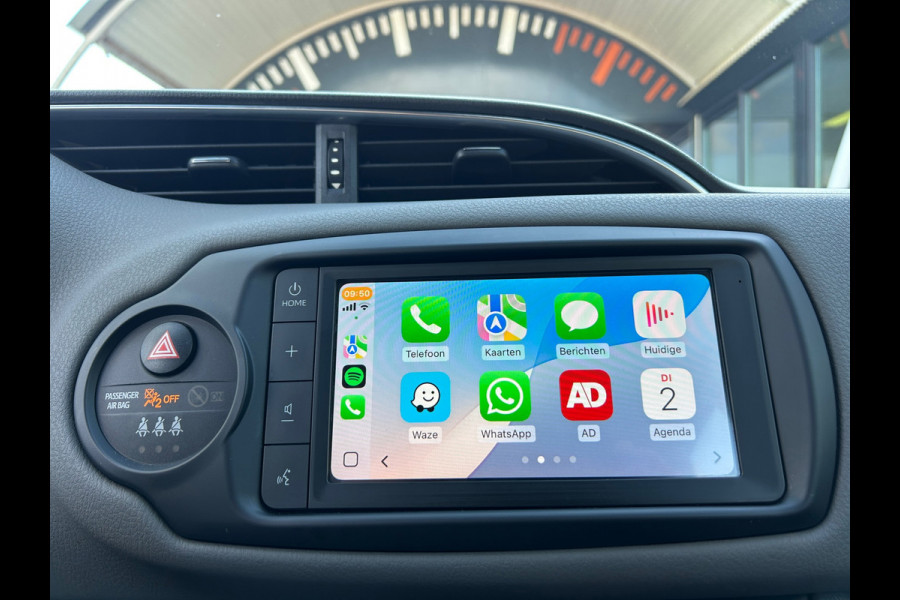 Toyota Yaris 1.0 VVT-i Connect Apple Carplay Camera Rijklaarprijs!