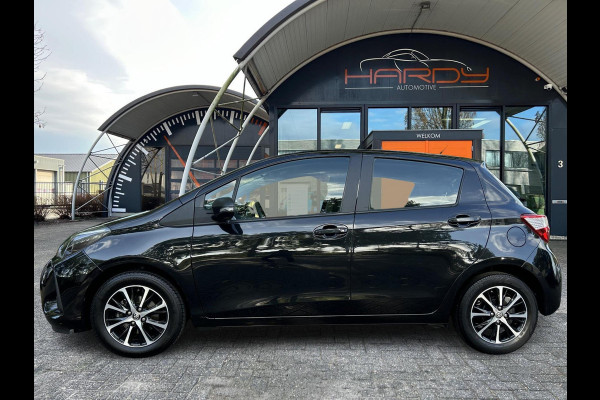 Toyota Yaris 1.0 VVT-i Connect Apple Carplay Camera Rijklaarprijs!