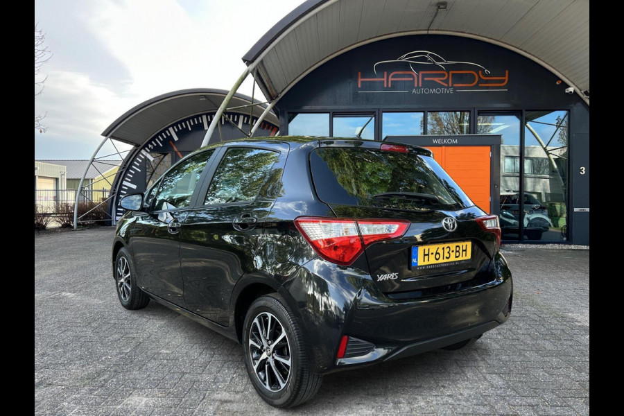 Toyota Yaris 1.0 VVT-i Connect Apple Carplay Camera Rijklaarprijs!