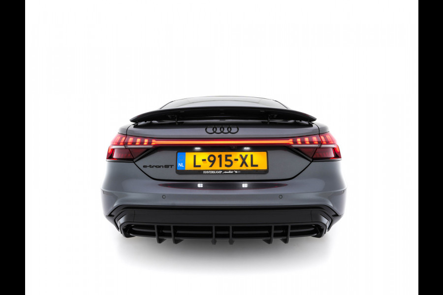 Audi e-tron GT 93 kWh Quattro [ 3-Fase ] (INCL-BTW) *PANO | FULL-LED | LUXURY-LEATHER | AUDI-SOUNDSYSTEM | DIGI-COCKPIT | NAVI-FULLMAP | HEATED-SPORTSEATS | TOP-VIEW | DAB | KEYLESS | LANE-ASSIST | SHIFT-PADDLES | PRIVACY-GLASS | 20