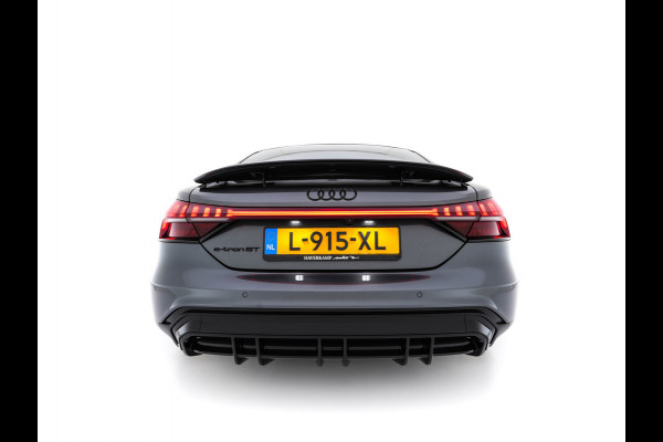 Audi e-tron GT 93 kWh Quattro [ 3-Fase ] (INCL-BTW) *PANO | FULL-LED | LUXURY-LEATHER | AUDI-SOUNDSYSTEM | DIGI-COCKPIT | NAVI-FULLMAP | HEATED-SPORTSEATS | TOP-VIEW | DAB | KEYLESS | LANE-ASSIST | SHIFT-PADDLES | PRIVACY-GLASS | 20