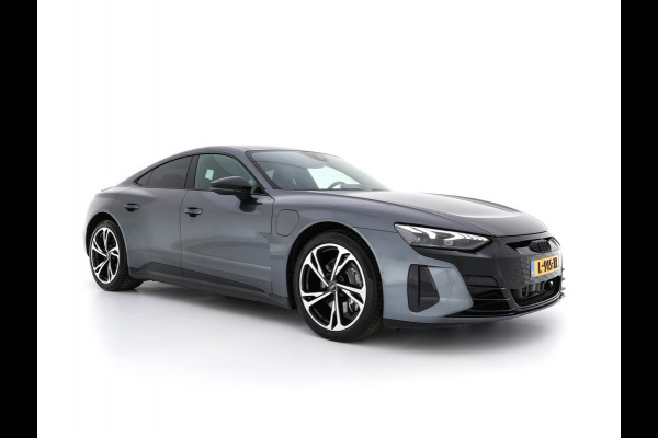 Audi e-tron GT 93 kWh Quattro [ 3-Fase ] (INCL-BTW) *PANO | FULL-LED | LUXURY-LEATHER | AUDI-SOUNDSYSTEM | DIGI-COCKPIT | NAVI-FULLMAP | HEATED-SPORTSEATS | TOP-VIEW | DAB | KEYLESS | LANE-ASSIST | SHIFT-PADDLES | PRIVACY-GLASS | 20