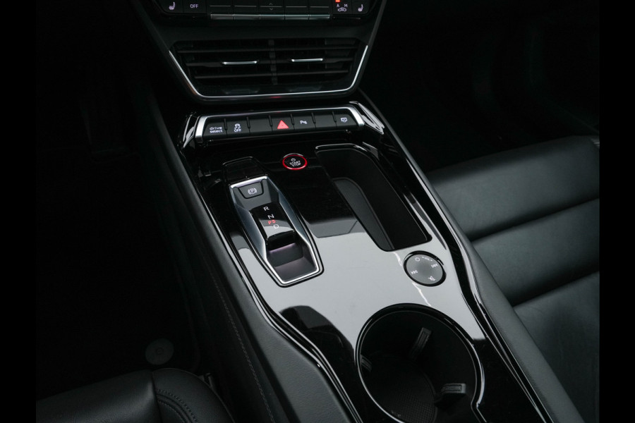 Audi e-tron GT 93 kWh Quattro [ 3-Fase ] (INCL-BTW) *PANO | FULL-LED | LUXURY-LEATHER | AUDI-SOUNDSYSTEM | DIGI-COCKPIT | NAVI-FULLMAP | HEATED-SPORTSEATS | TOP-VIEW | DAB | KEYLESS | LANE-ASSIST | SHIFT-PADDLES | PRIVACY-GLASS | 20