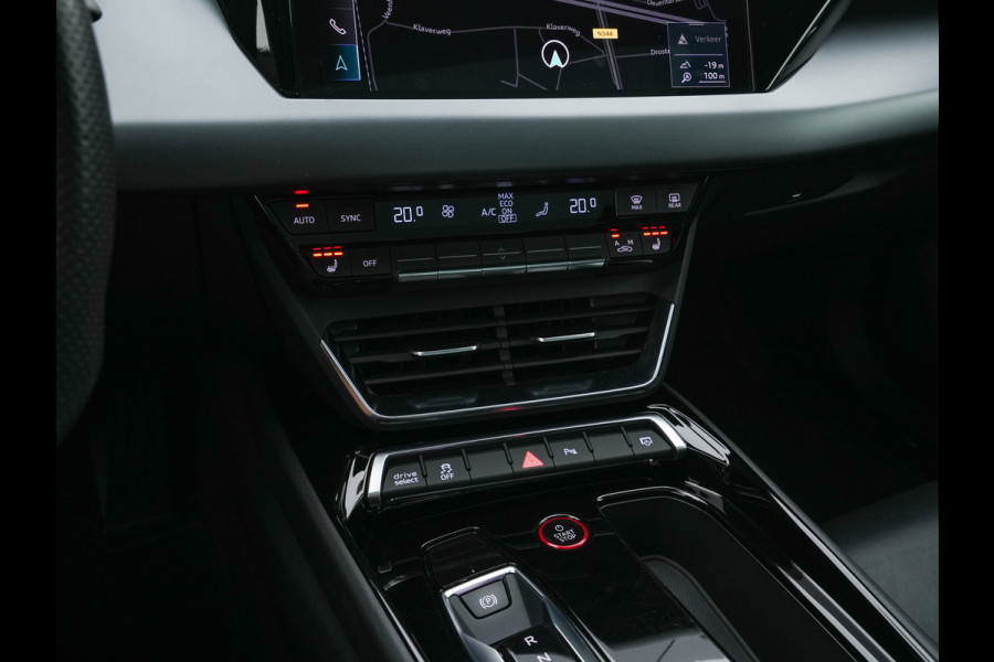 Audi e-tron GT 93 kWh Quattro [ 3-Fase ] (INCL-BTW) *PANO | FULL-LED | LUXURY-LEATHER | AUDI-SOUNDSYSTEM | DIGI-COCKPIT | NAVI-FULLMAP | HEATED-SPORTSEATS | TOP-VIEW | DAB | KEYLESS | LANE-ASSIST | SHIFT-PADDLES | PRIVACY-GLASS | 20