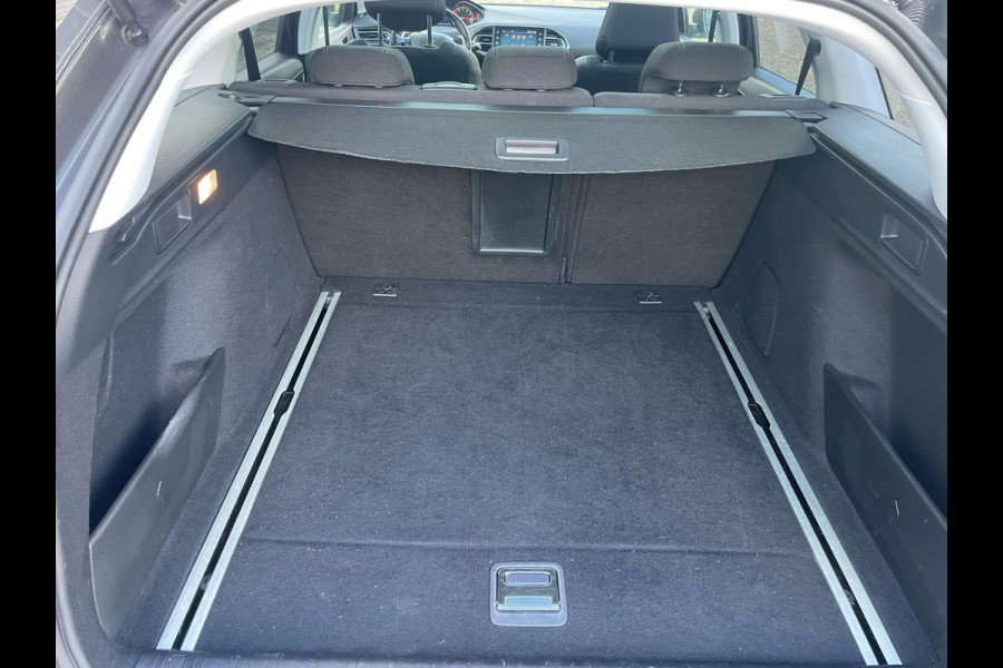 Peugeot 308 SW 1.2 PureTech Blue Lease Premium / AUTOMAAT