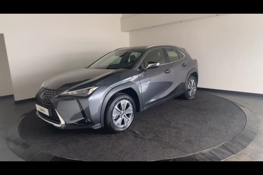 Lexus UX 300e Business Line 73 kWh | Nieuwprijs € 55.100,00, 45% korting | Adaptieve cruise control | Achteruitrijcamera | Premium kwaliteit voor een topprijs