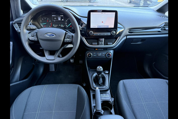 Ford Fiesta 1.0 EcoBoost / 95 PK / Navi / Cruise Control / Apple Carplay-Android / Comfort-Pack / PDC Voor + Achter / ALL-Season b