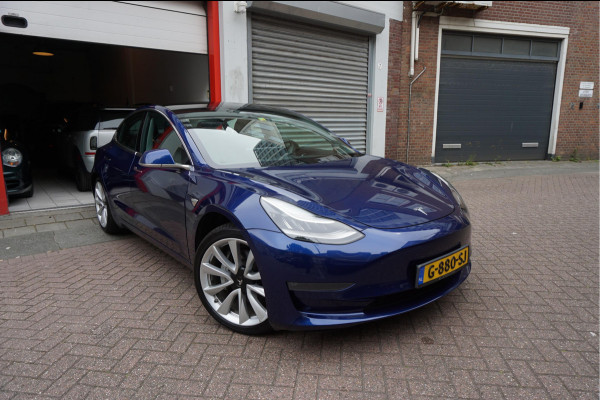 Tesla Model 3 Long Range AWD 75 kWh Dual Motor | Nederlandse BTW auto | 351 pk | Panorama | Premium Audio | Auto Pilot | Leer | 19inch sportvelgen