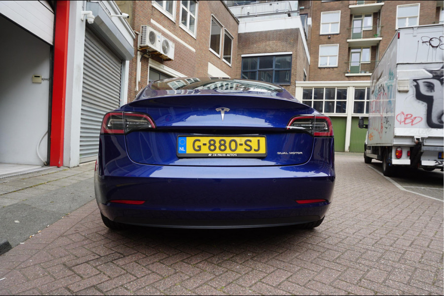 Tesla Model 3 Long Range AWD 75 kWh Dual Motor | Nederlandse BTW auto | 351 pk | Panorama | Premium Audio | Auto Pilot | Leer | 19inch sportvelgen