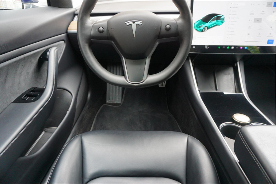 Tesla Model 3 Long Range AWD 75 kWh Dual Motor | Nederlandse BTW auto | 351 pk | Panorama | Premium Audio | Auto Pilot | Leer | 19inch sportvelgen