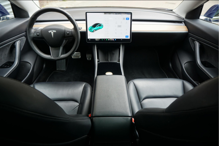 Tesla Model 3 Long Range AWD 75 kWh Dual Motor | Nederlandse BTW auto | 351 pk | Panorama | Premium Audio | Auto Pilot | Leer | 19inch sportvelgen