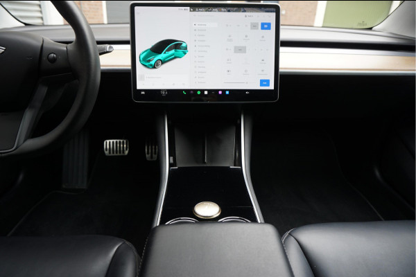 Tesla Model 3 Long Range AWD 75 kWh Dual Motor | Nederlandse BTW auto | 351 pk | Panorama | Premium Audio | Auto Pilot | Leer | 19inch sportvelgen