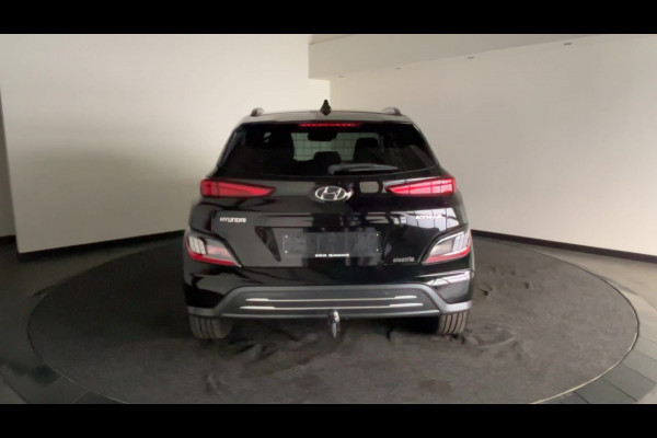 Hyundai KONA ELECTRIC Comfort Smart 64.8 kWh | Warmtepomp | Head-up display | Trekhaak | Voorzetels en stuur verwarmbaar