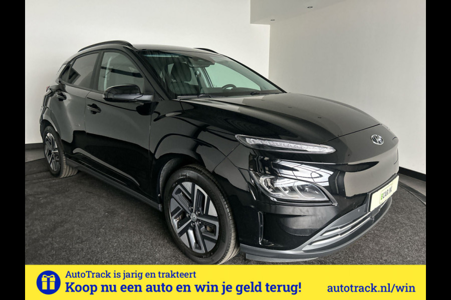 Hyundai KONA ELECTRIC Comfort Smart 64.8 kWh | Warmtepomp | Head-up display | Trekhaak | Voorzetels en stuur verwarmbaar
