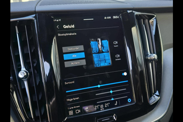 Volvo XC60 2.0 T8 Plug-in hybrid AWD R Design|Facelift!|PANO|HEADUP|HARMANKARDON