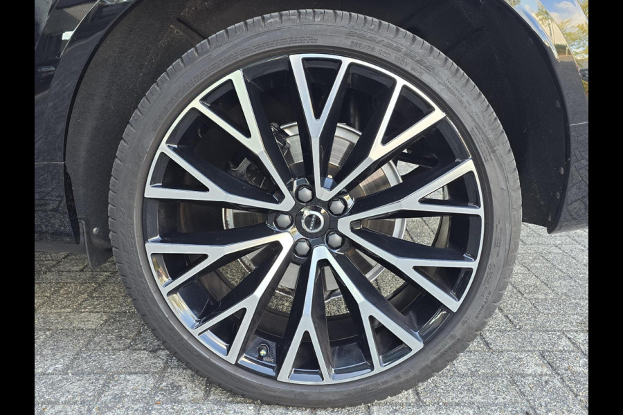 Volvo XC60 2.0 T8 Plug-in hybrid AWD R Design|Facelift!|PANO|HEADUP|HARMANKARDON