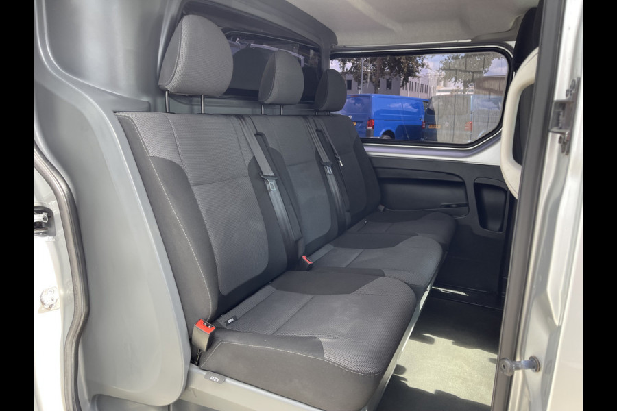 Fiat Talento 2.0 MultiJet 145pk L2H1 Business Pro DC 5 persoons / vaste prijs rijklaar € 20.950 ex btw / lease vanaf € 342 / euro 6 diesel / bpm vrij / airco / cruise / camera / trekhaak !