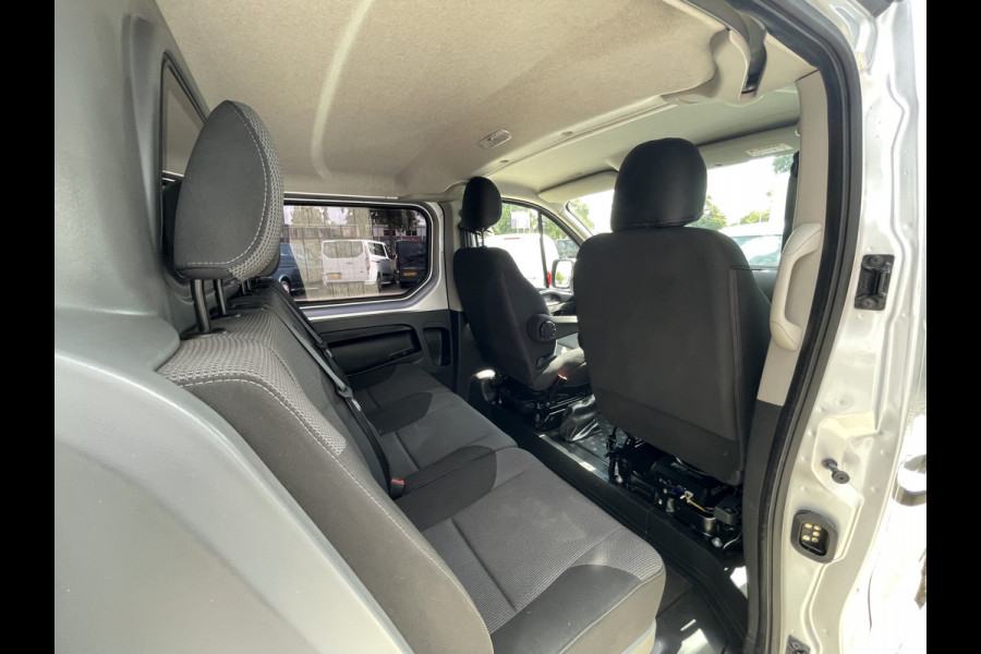 Fiat Talento 2.0 MultiJet 145pk L2H1 Business Pro DC 5 persoons / vaste prijs rijklaar € 20.950 ex btw / lease vanaf € 342 / euro 6 diesel / bpm vrij / airco / cruise / camera / trekhaak !