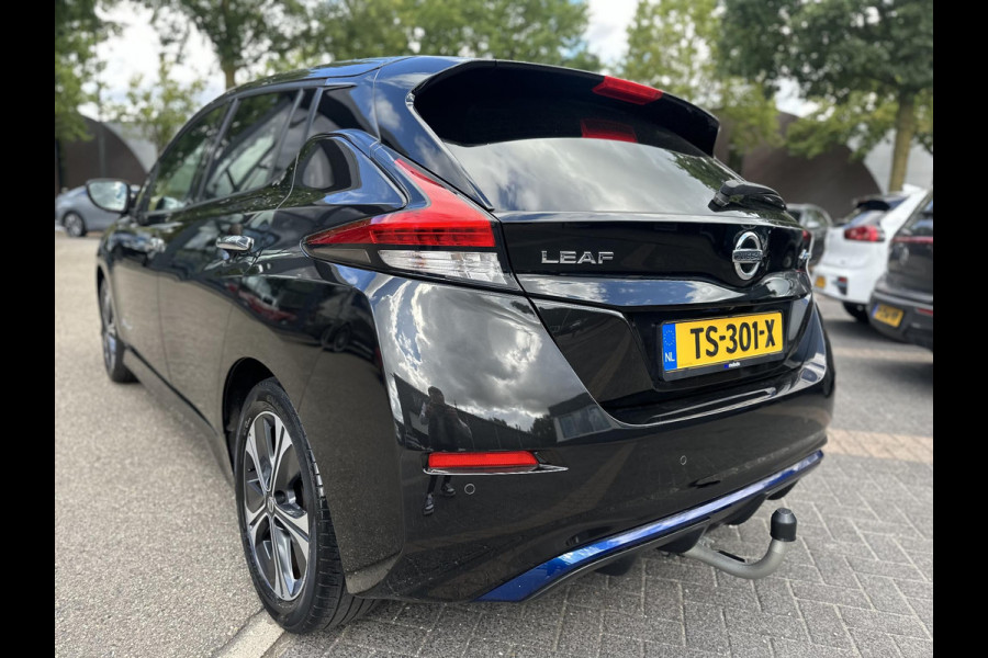 Nissan Leaf Tekna 40 kWh 1e Eigenaar | Origineel NL Auto | 360° Camera | Afneembare Trekhaak | Stoel- & Stuurverwarming | SOH 91% | Rijklaar met 12 mnd BOVAG Garantie!