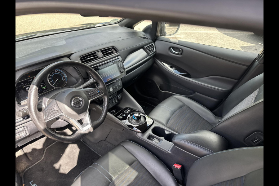 Nissan Leaf Tekna 40 kWh 1e Eigenaar | Origineel NL Auto | 360° Camera | Afneembare Trekhaak | Stoel- & Stuurverwarming | SOH 91% | Rijklaar met 12 mnd BOVAG Garantie!